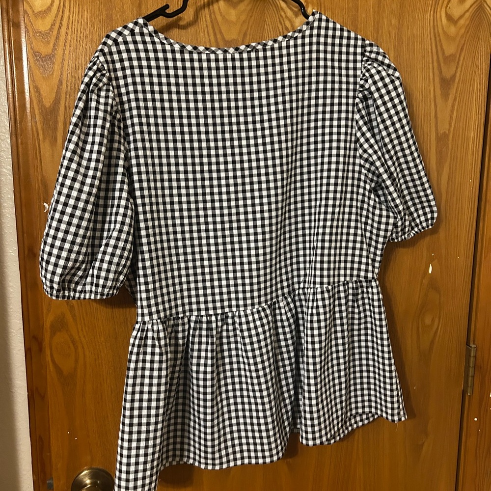 Black & White Gingham Bow Peplum Blouse - Picture 3 of 3